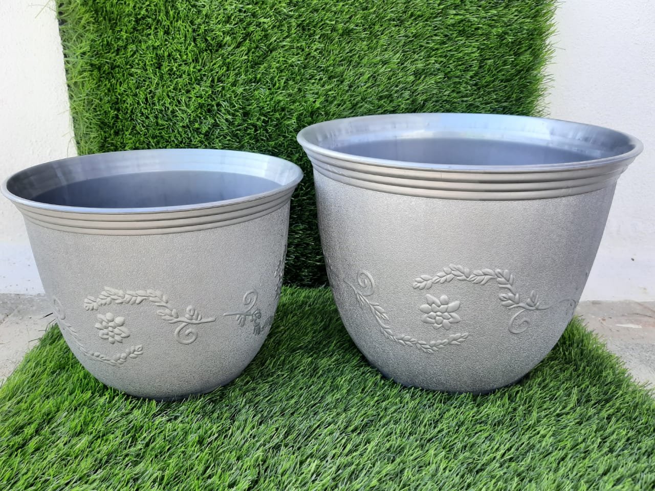 PLASTIC POT LEAFY | Leafy Design Pot | Multicolour Pot | Garden Pot | Plastic Pot | Plant Pot 1 PLASTIC POT LEAFY | Leafy Design Pot | Multicolour Pot | Garden Pot | Plastic Pot | Plant Pot